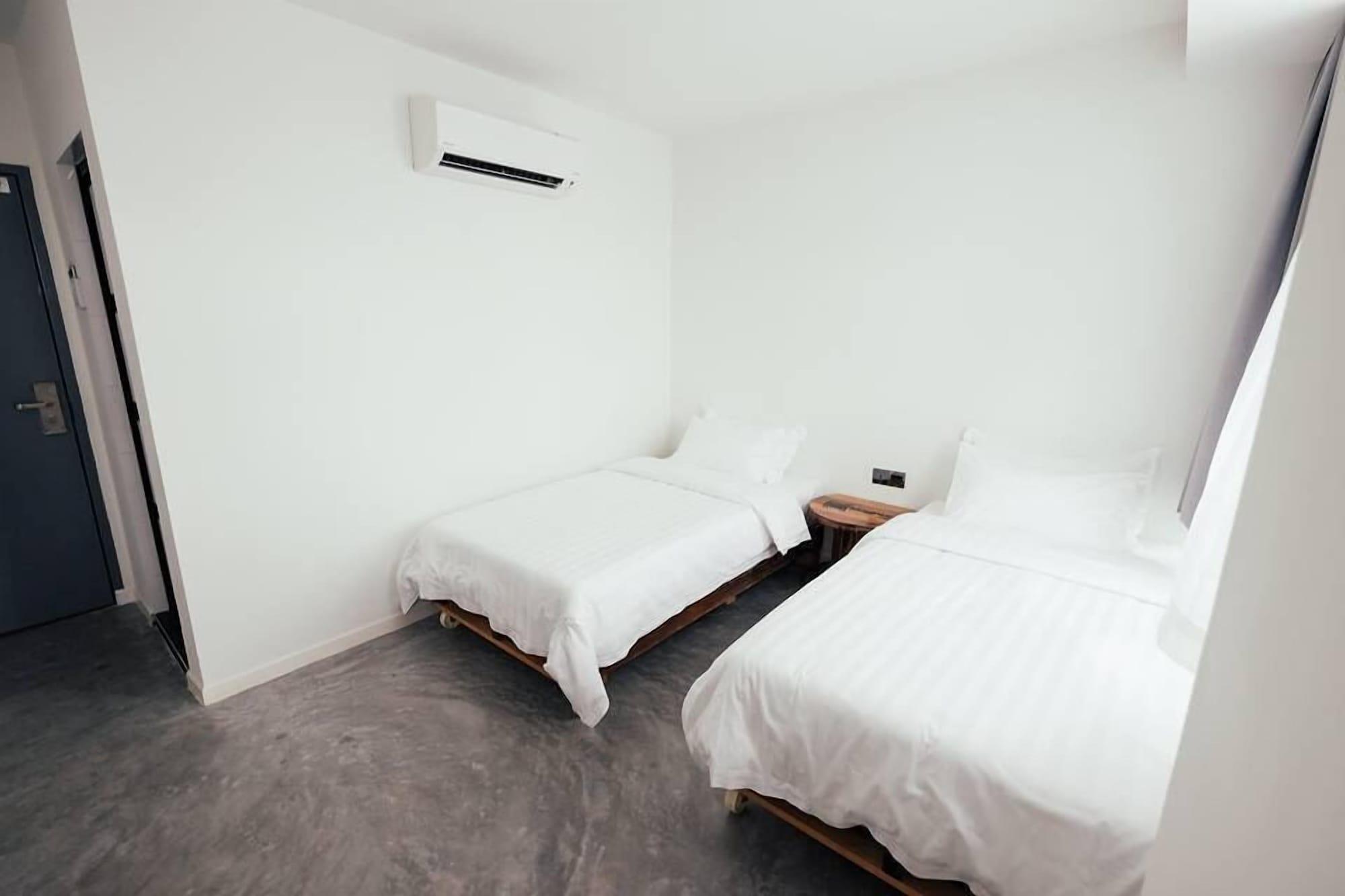 White Loft Hotel Малакка Экстерьер фото