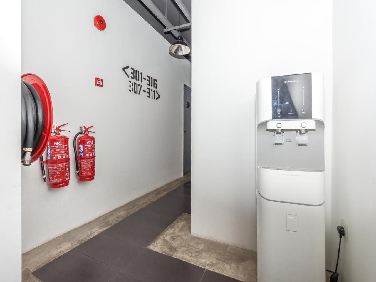 White Loft Hotel Малакка Экстерьер фото